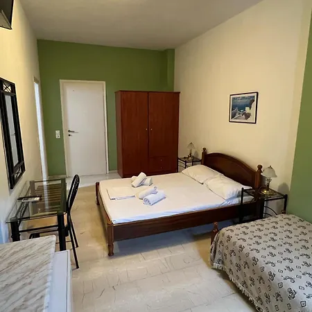 Santa Magia Hotel Kamari (Santorini)