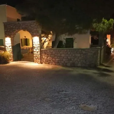 Santa Magia Hotell Kamári